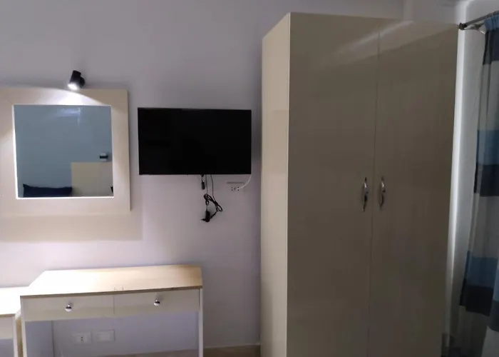 Aquarium Seaview Apartmanhotel Gurdaka