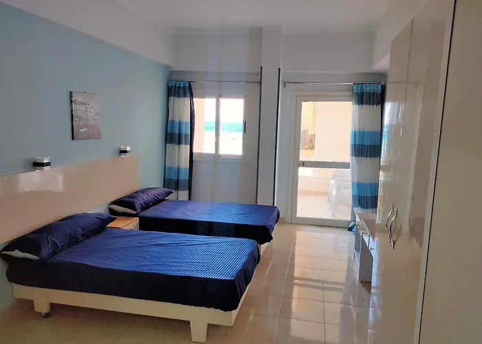 Aquarium Seaview Apartmanhotel Gurdaka