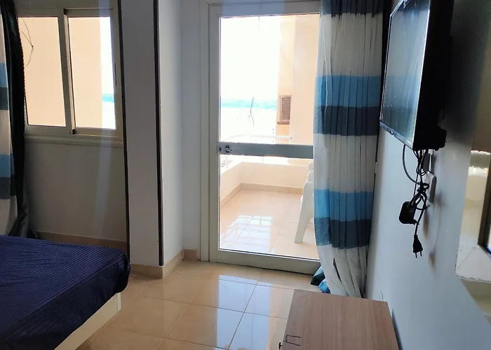 Apartmanhotel Aquarium Seaview Gurdaka